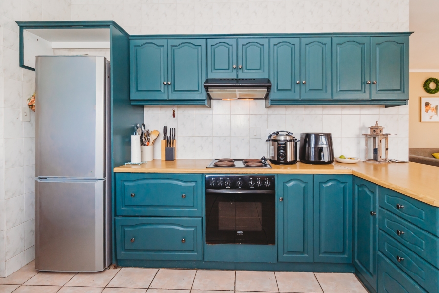 3 Bedroom Property for Sale in King George Park Western Cape